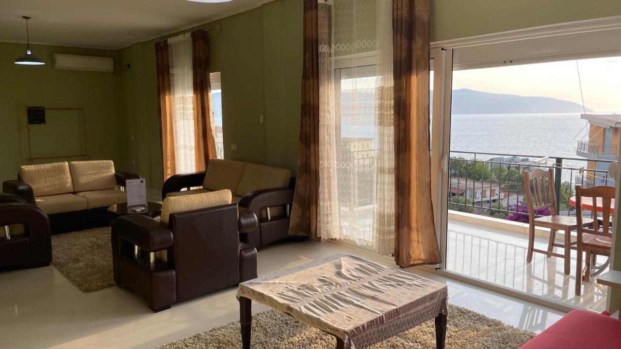 Azure Apartments By Kondo Stays Vlorë Esterno foto