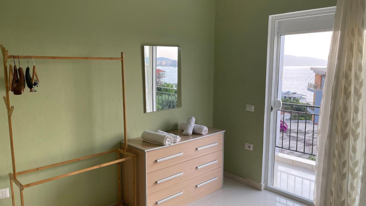 Azure Apartments By Kondo Stays Vlorë Esterno foto
